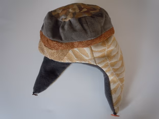 hat 01 outside: The outside of the hat