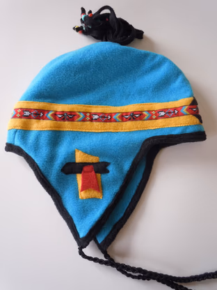 hat 08